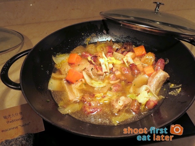 traditional Macanese 'tacho'